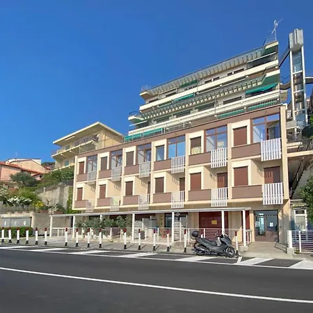 Incanto Sul Mare Fronte Spiaggia Con Ac 公寓 贝尔杰吉
