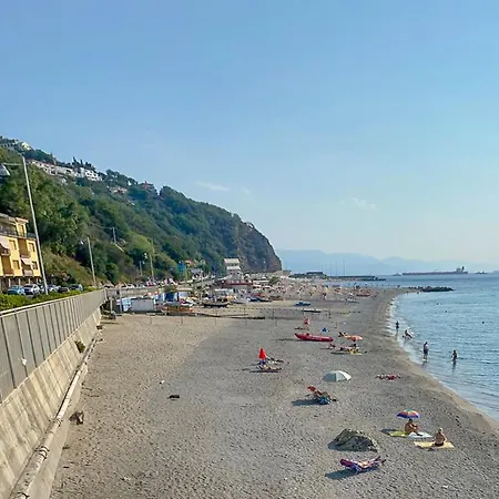 Incanto Sul Mare Fronte Spiaggia Con Ac Apartment